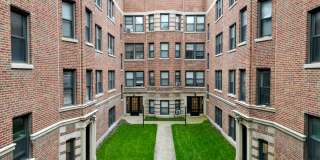 6439 North Hamilton Avenue - Garden Gallery 13