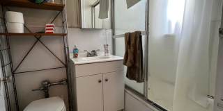 Sunny, Spacious Brighton / Cleveland Circle Area 1 Bed on Strathmore Rd.  NO FEE Gallery 10