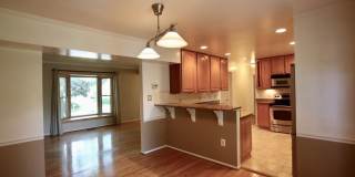 8523 ELECTRIC Avenue Gallery 13