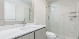 2505 NE 193rd St Gallery 13