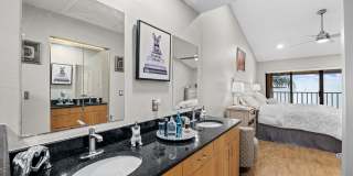 7500 Sunshine Skwy Lane S 205 Gallery 25