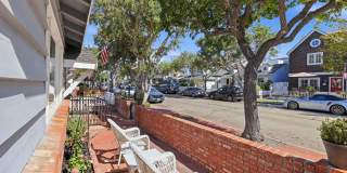 Furnished Balboa Peninsula Point Cottage Home | Available November 1st – April 30th Furnished Balboa Peninsula Point Cottage Home | Available November 1st – April 30th Gallery 3