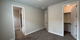 Luxury Single Story 3 Bedroom Plus Office / Sitting Room Recent Construction Available in Exclusive La Cuentista! Gallery 15