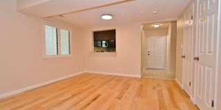 COMING SOON! | $3,695 / 3BR - GORGEOUS TOWNHOME IN CENTRAL NEWARK Gallery 6