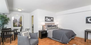 Carillon House Gallery 7