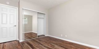 Ladera Woods Gallery 97