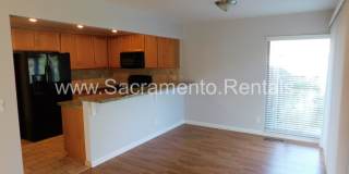 Wonderful Sierra Oaks 3bd/2ba Duplex with 2 Car Garage Gallery 12
