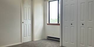 Village Seven Newly Updated All Electric $1500/Month 1 Bed/ 1 Bath Townhome Gallery 11