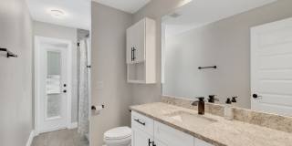 431 Midvale Terrace Gallery 25