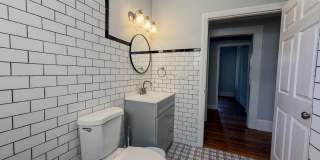 2047 N MARKET Street Gallery 10