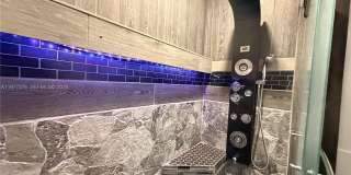 1439 Captains Walk Gallery 19