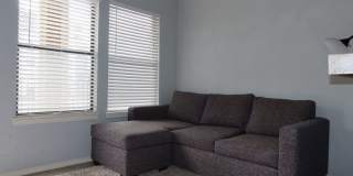 Wesdgewood West Campus - 1BD / !BA - 10 Ft Ceilings - Nodern Appliances - Gated - W/D -  $1200 Gallery 6