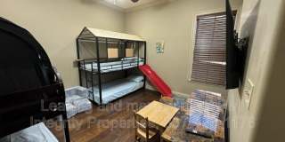 330 Dunvegan Ct Gallery 18