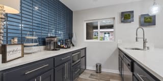 Westwind Apartments Gallery 20