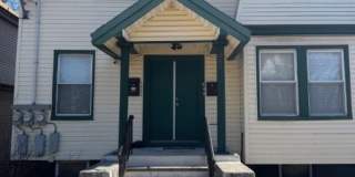 284 Seymour Ave Gallery 1