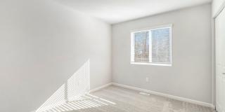 137 W Mason Street Gallery 15