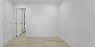 171 W 13th St Gallery 19