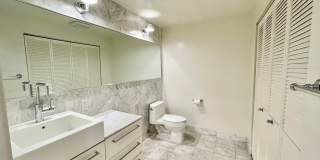 1,600 sqft 2-Level SOMA 1BD+2 Bonus Rooms+ 1.5BA Loft! 2 Car Pkg! Laundry! Balcony! -PROGRESSIVE Gallery 17