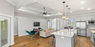 8109 Grand Canyon Street Gallery 3