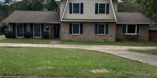North Columbus, 4BR/3.5BA, Shopping & Close to I-185 to Ft Benning & I-85 Gallery 1