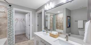 Peninsula at Buckhead Gallery 30