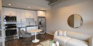 3833 N Broadway Gallery 199