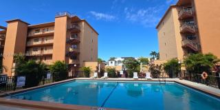 1800 W 54th St Gallery 1