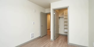 Saxton Apartments Gallery 37