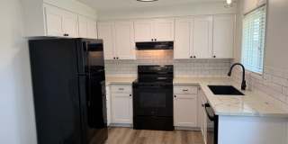 Updated 2 bedroom 1 bath duplex! Updated 2 bedroom 1 bath duplex! Gallery 35