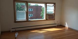 4950 Greenwood Street Gallery 5