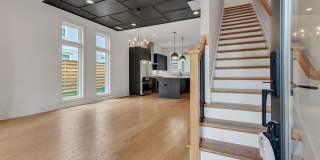 Stunning Salemtown Townhome With Fenced In Yard Stunning Salemtown Townhome With Fenced In Yard Gallery 5