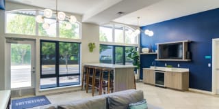 Waterline Gallery 18