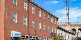 4444-48 MAIN Street unit: E Gallery 1