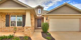 Beautiful 4 Bed 3 Bath in Deer Creek Schools Gallery 3