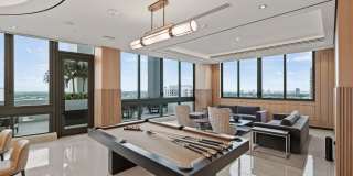 Veneto Las Olas Gallery 29