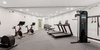 Triad Apartments: Brand New near Drexel & Penn Gallery 15