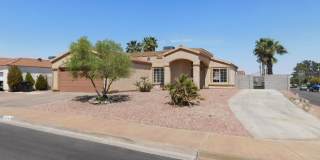GORGEOUS SINGLE STORY WITH MANY UPGRADES*3 BEDROOMS*SPARKLING POOL AND SPA! Gallery 37