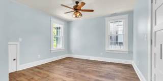 Gorgeous 3/2 Located 1 Block From Downtown Greenville! Gallery 21