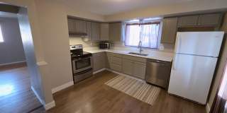 209 South Hooker Street Gallery 1