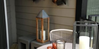 Encore 4505 at Town Center Apartments Gallery 14