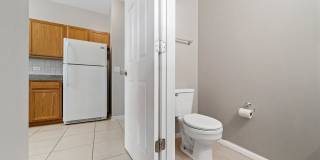 End Unit Three Bedroom Two and a Half Bath in North Naperville Gallery 6
