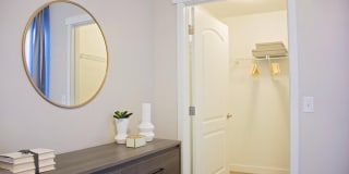 Sandalwood Gallery 16