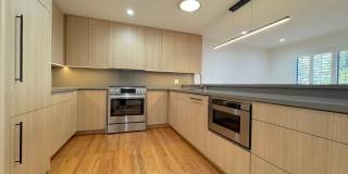 Modern 2-Bed, 2-Bath Residence in Prime West Hollywood Gallery 1