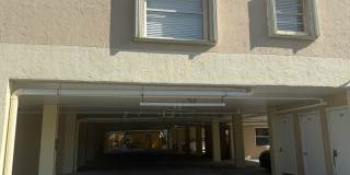 Beatifully updated Beach condo FULLY FURNISHED ANNUAL RENTAL 2/2 Gallery 40