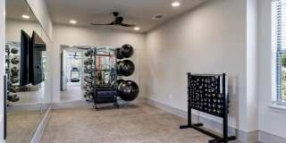 Luxe at Lewisville - Senior Housing Gallery 25