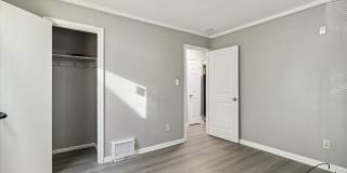 3 bedroom bungalow - $1325 Gallery 12