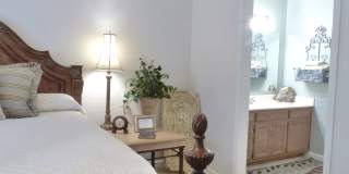 117 Southampton Court Gallery 10