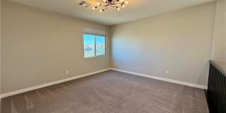 936 E Sunset Road Gallery 14