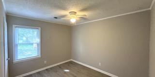 T.R. Lawing Realty Property Gallery 6