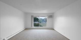 Brooklyn Crossing Gallery 24